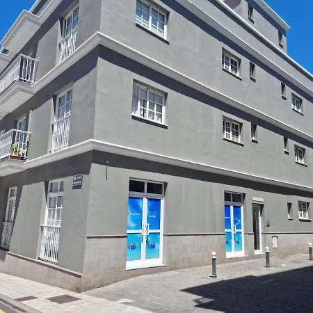 Vivienda Leo-jes *