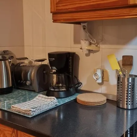 Vivienda Leo-jes Апартаменты *