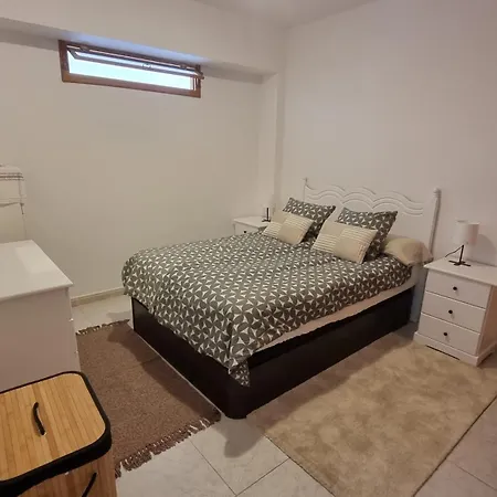 Vivienda Leo-jes